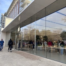 Apple Store
