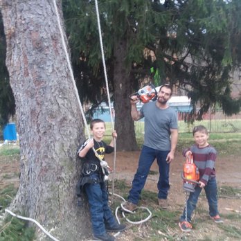 Luttrell's Tree Servive - Luttrell's Tree Service LLC.. Family is everything... - Tree Services Near Me Luttrell's Tree Servive - Luttrell's Tree Service LLC.. Family is everything... - Tree Services Near Me
