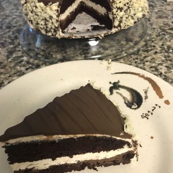 Pu'uwai Aloha Bakery - Delicious creamy chocolate cake! - Bakeries Near Me - Honolulu, Hawaii