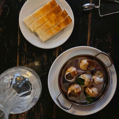 L'Escargot by null