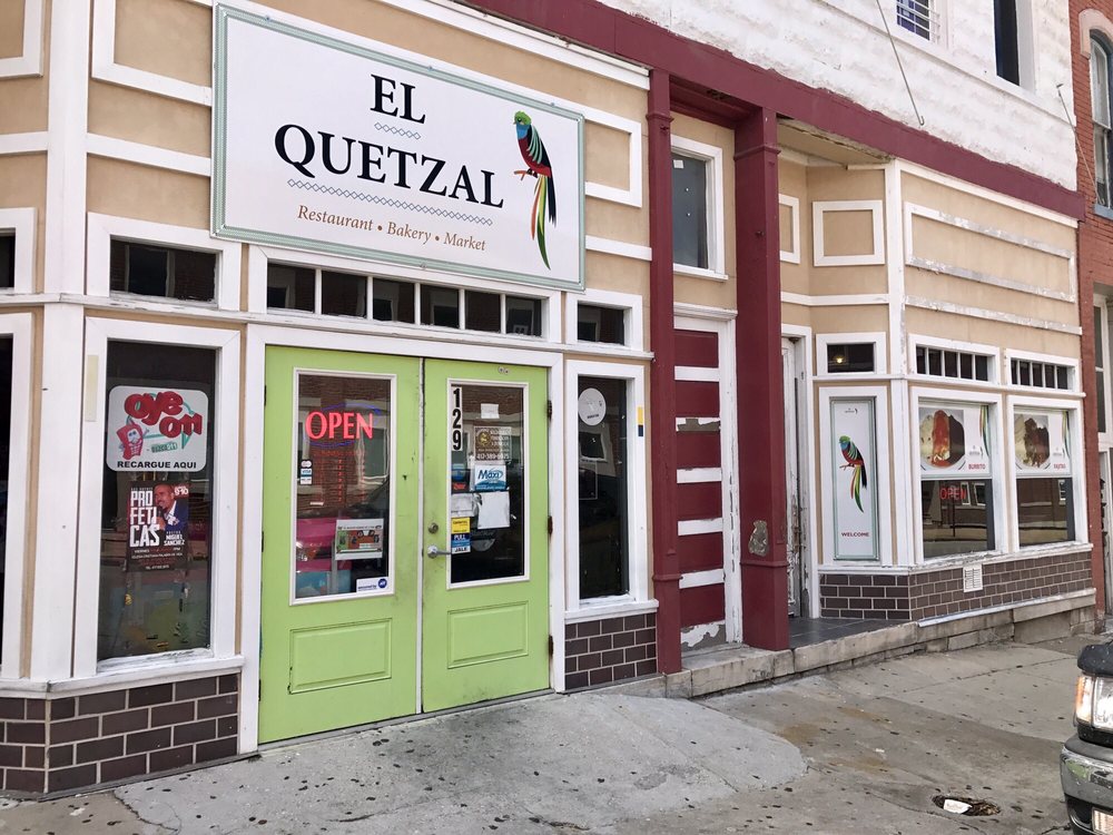 El Quetzal Restaurant & Bakery Logo
