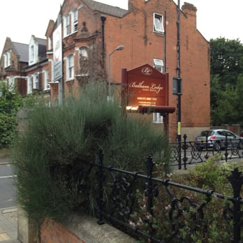 Balham Lodge - Guest Houses Near Me - London, XGL