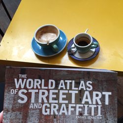 Zookeepers Cafe - Great place for coffee and a read