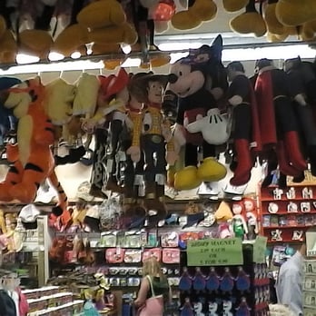 Maingate  Flea Market - Stuffed animals - Flea Markets Near Me - Kissimmee, Florida