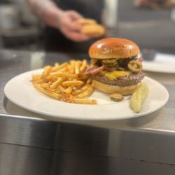 Uncork'd Bar & Grill - Fried Jalapeño Burger