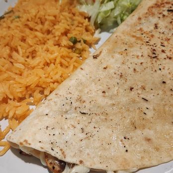 Fiesta Del Rio - Mushroom quesadilla - Mexican Near Me - Johnstown, Ohio Fiesta Del Rio - Mushroom quesadilla - Mexican Near Me - Johnstown, Ohio