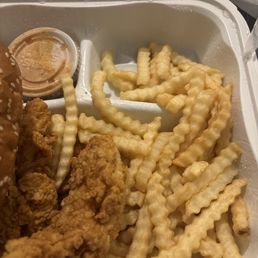 This is extra fries lmao over 18 for this is crazy This is extra fries lmao over 18 for this is crazy