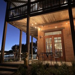 Davenport Roadhouse - Charming af