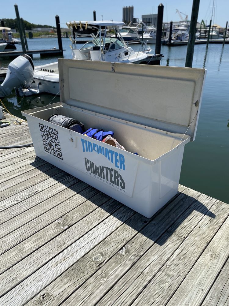 Tidewater Charters Logo