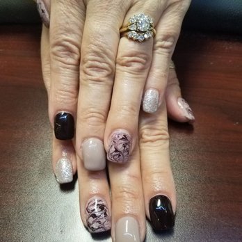 Polish Me Pretty - Beautiful Dark Brown, Tan & Silver Glitter by Theresa ~ absolutely gorgeous!! - Nail Salons Near Me - Carson City, Nevada