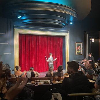 Chicago Magic Lounge - Magicians Near Me - Chicago, Illinois