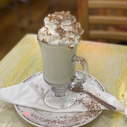 Leo's Place Diner