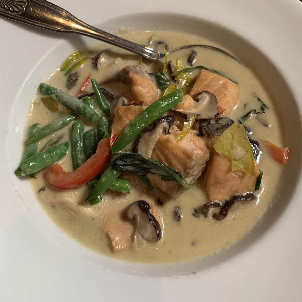 Thaiphoon - Salmon Green Curry - $18 - Salmon fillets simmered in green curry, shiitake mushroom, basil and coconut milk - Thai Near Me - Palo Alto, California Thaiphoon - Salmon Green Curry - $18 - Salmon fillets simmered in green curry, shiitake mushroom, basil and coconut milk - Thai Near Me - Palo Alto, California