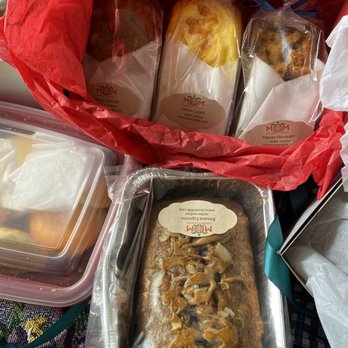 Mom's Homemade Bread - Tropical loafs - Desserts Near Me - Pleasanton, California Mom's Homemade Bread - Tropical loafs - Desserts Near Me - Pleasanton, California