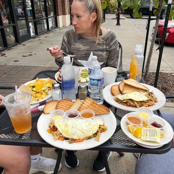 Essence House Cafe - My awesome wife and fam having a great breakfast for lunch and outside. Doesn't get any better - Cafes Near Me - Fulshear, Texas
