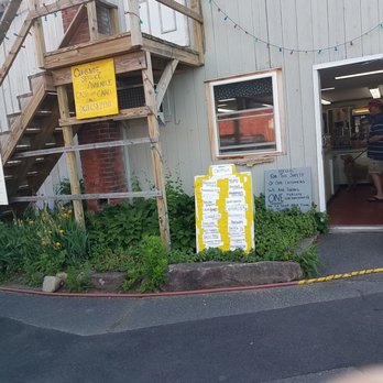 Tulmeadow Farm - Ice Cream & Frozen Yogurt Near Me - Simsbury, Connecticut Tulmeadow Farm - Ice Cream & Frozen Yogurt Near Me - Simsbury, Connecticut
