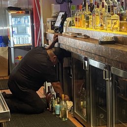 WEDGIE'S SPORTS BAR - Updated December 2025 - 108 Photos & 205