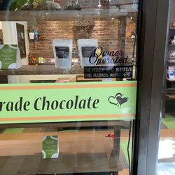 Pure Lovin' Chocolate - OUTSIDE
