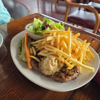 Nepenthe - Steak frites - New American Near Me - Big Sur, California Nepenthe - Steak frites - New American Near Me - Big Sur, California