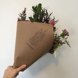 Jewelweed Flower & Plant Shop - Fresh hand tied bouquets.