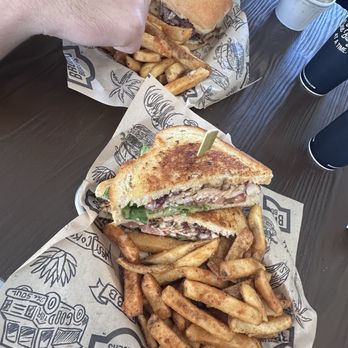 Brooks Burgers - Big Bird - Burgers Near Me - San Luis Obispo, California