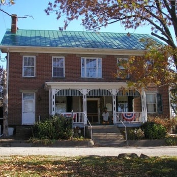 Drover's Inn - Beautiful Drover's Inn in the fall time - American Near Me - Wellsburg, West Virginia