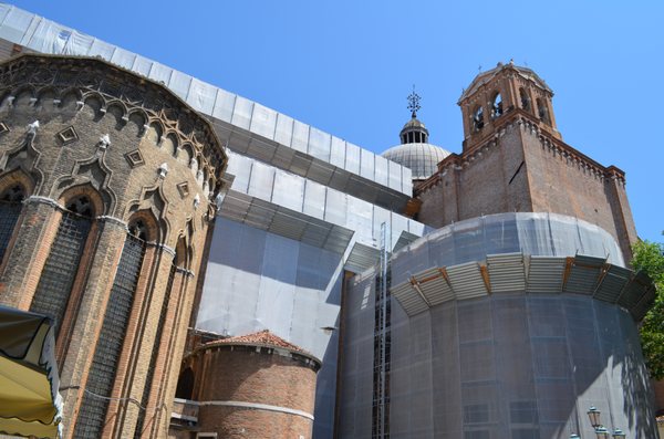 Basilica dei Santi Giovanni e Paolo by null