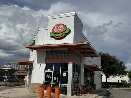 Earth Burger by null