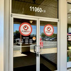 PokeHub - Outside