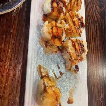 Qmi Sushi - Crispy roll - Seafood Near Me - Chester, Virginia