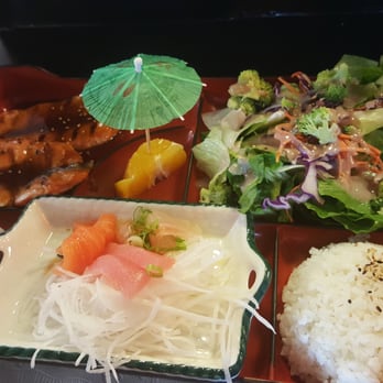 Sushi-Ray - Lunch special. First time trying it. - Sushi Bars Near Me - Hemet, California Sushi-Ray - Lunch special. First time trying it. - Sushi Bars Near Me - Hemet, California