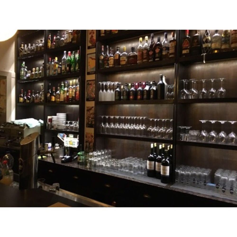 Carlos - Bar - Cuban Near Me - Cologne, NW