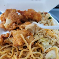 Liberty Market - Chowmein and fried chicken, not good bad taste for food chicken has no flavor,  chowmein is pretty decent the rest will go to trash