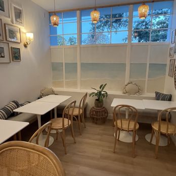Beach House Coffee - Another view of the cute dining area-sit and sip! July 2026 - Bakeries Near Me - Tampa, Florida