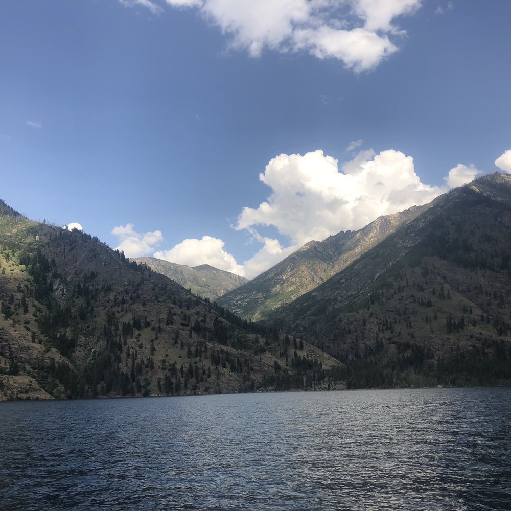 Lake Chelan Boat - Boating Near Me - Chelan, Washington