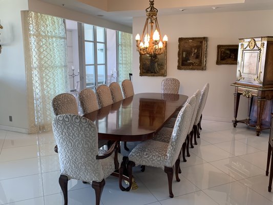 🪑🍽️ Dining Room Furniture Reupholstery & Refinishing - Pick up and delivery FREE - Call today!! 🪑🍽️ Dining Room Furniture Reupholstery & Refinishing - Pick up and delivery FREE - Call today!!