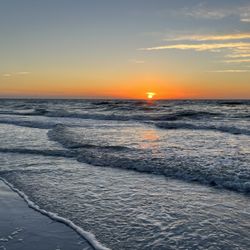"Something Fishy" Beach Condo - Beautiful sunset!