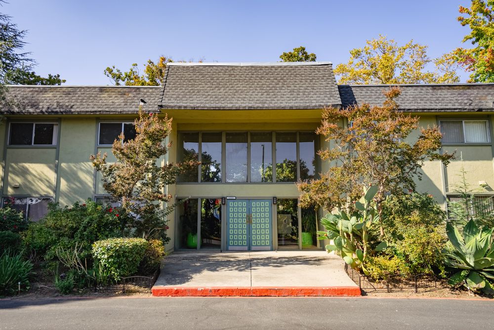 THE OLIVE TREE APARTMENTS Updated September 2024 1331 S Wolfe Rd