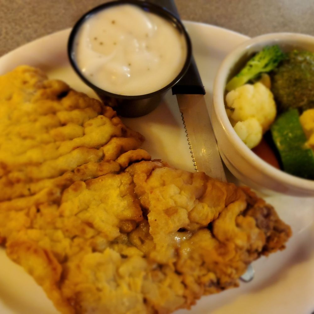 Cora's 471 Grill - Chicken Fried Steak and veggies! - American Near Me - Castroville, Texas