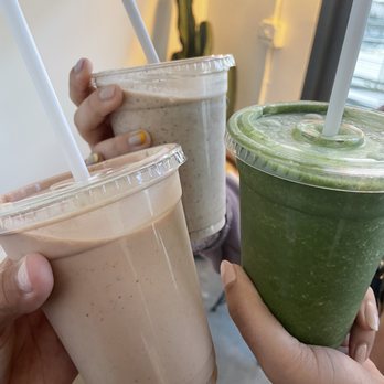 Kure Superfoods - P.B and Awesome Smoothie, Lush Life Smoothie, Lush Life Smoothie - Vegan Near Me - Portland, Oregon Kure Superfoods - P.B and Awesome Smoothie, Lush Life Smoothie, Lush Life Smoothie - Vegan Near Me - Portland, Oregon