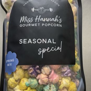 Miss Hannah's Gourmet Popcorn - Tuity Fruity mix for Spring - Popcorn Shops Near Me - Newberg, Oregon