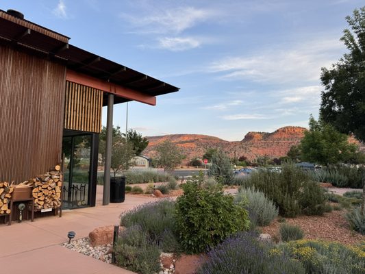 Best Friends Roadhouse and Mercantile by null