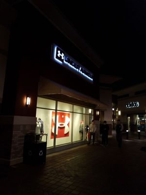 Under Armour Factory House - Twin Cities Premium Outlets by null