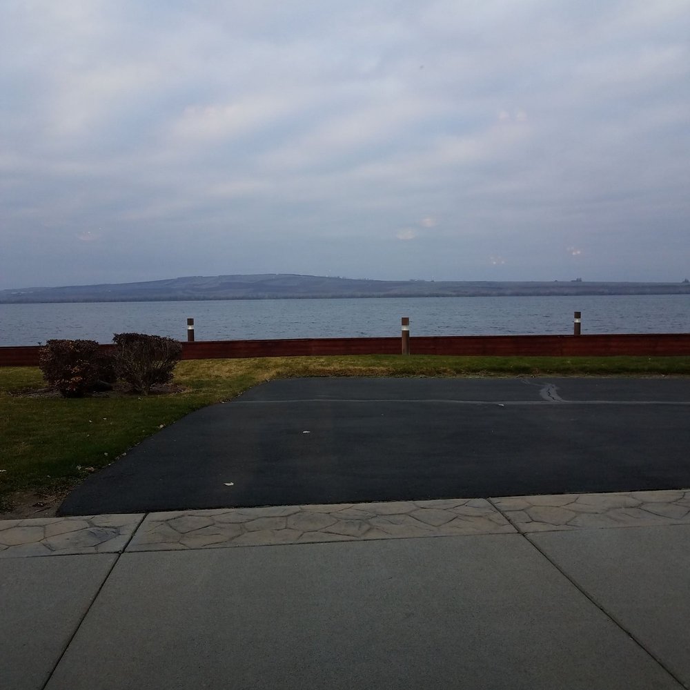 View from the grill during breakfast. View from the grill during breakfast.