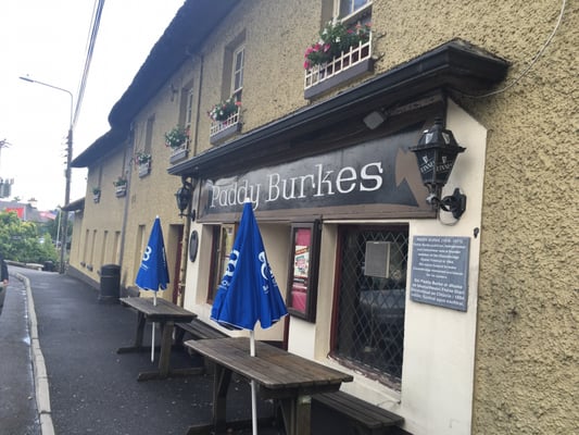 Paddy Burkes Bar & Restaurant by null