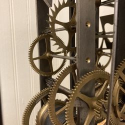Southwest Museum of Clocks and Watches - Clock internal gearing example
