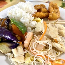 Xin Wei Kitchen - Braised Eggplant, Special noodles, Crispy mala fish