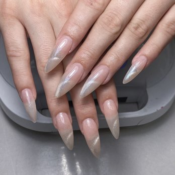 Le Nails II Spa Salon - Cat eye ombré long almond acrylic - Nail Salons Near Me - Pasadena, California Le Nails II Spa Salon - Cat eye ombré long almond acrylic - Nail Salons Near Me - Pasadena, California