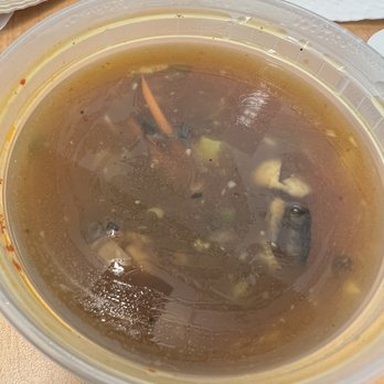 Om Wok - Hot and Sour Soup - Himalayan/Nepalese Near Me - Jackson Heights, New York
