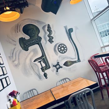 Nighthawk's Kitchen - Burgers Near Me - Freeport, Maine